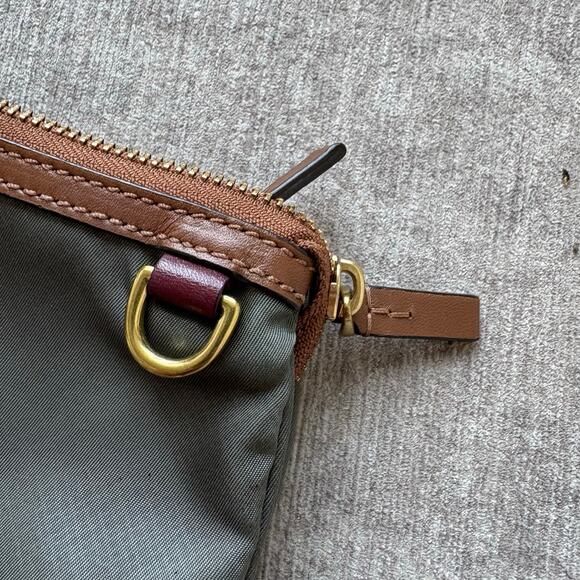 Tumi Wristlet - Picture 5 of 8